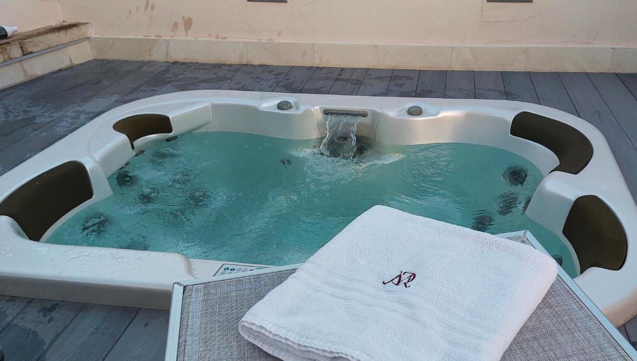 Palazzo Megha Suite & Breakfast Palmariggi Exterior photo