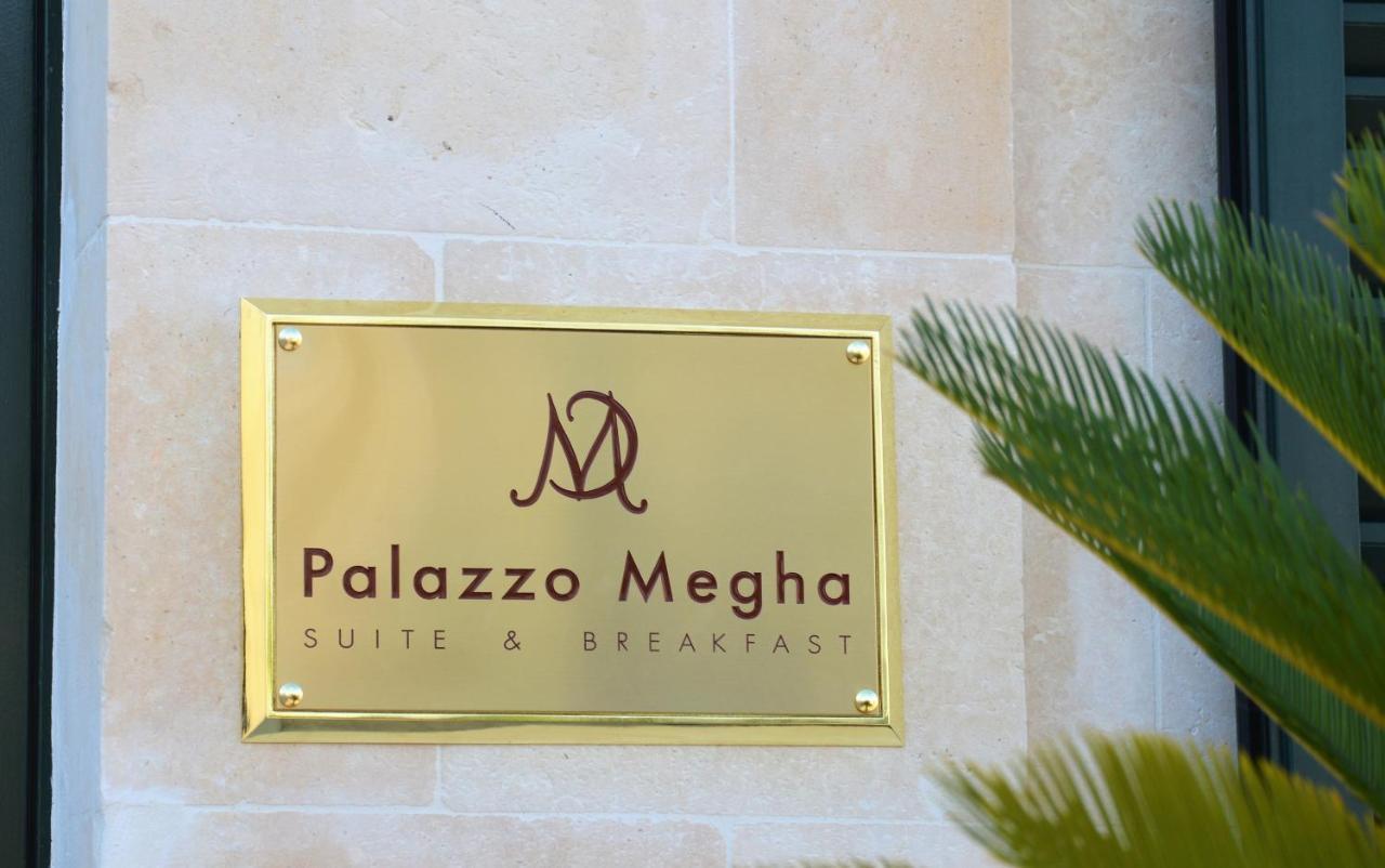 Palazzo Megha Suite & Breakfast Palmariggi Exterior photo